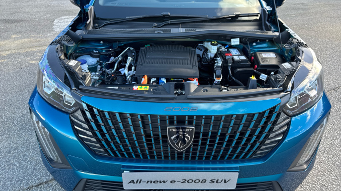 Peugeot 2008 115kW Allure 54kWh 5dr Auto Electric Estate - Image 8
